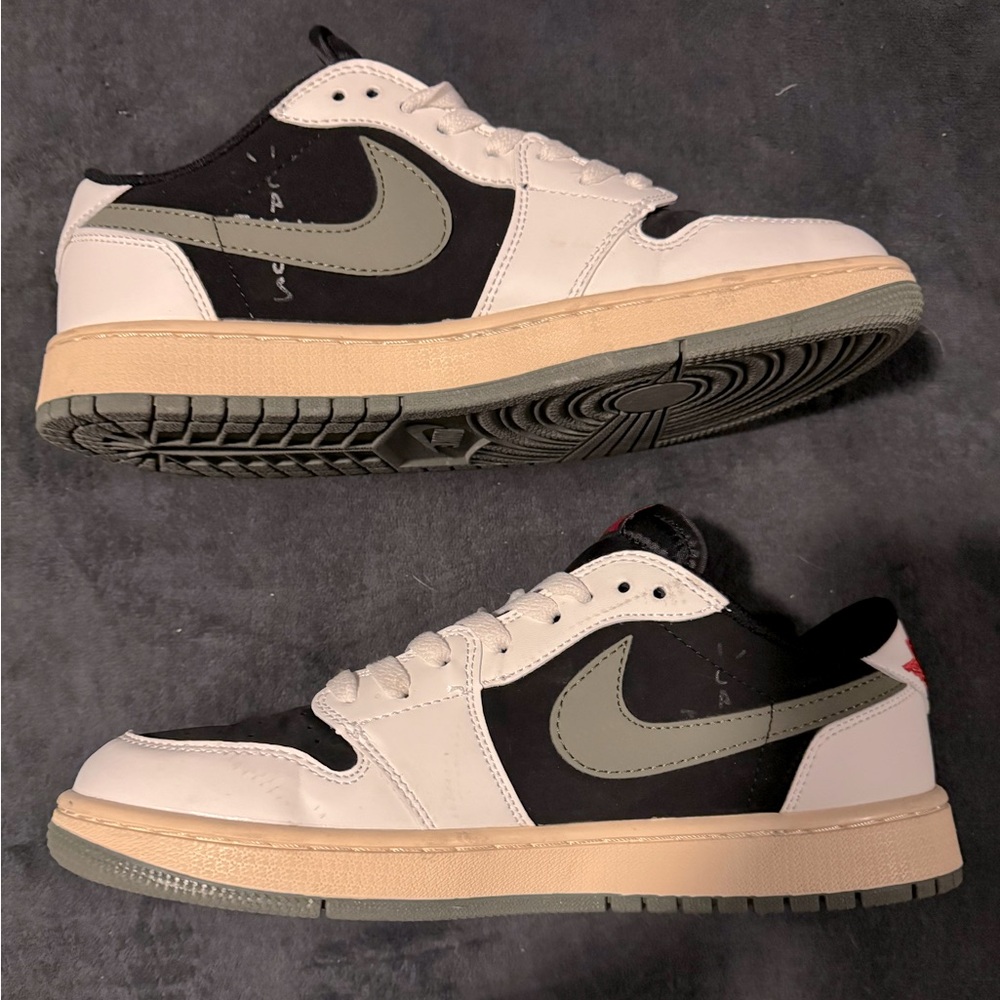 Air Jordan one Lowe’s Travis Scott